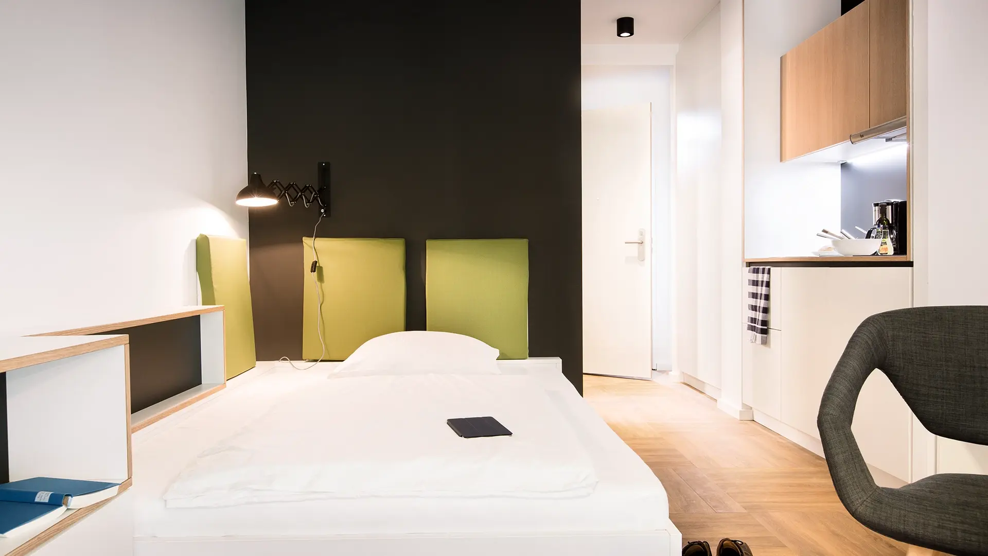 Bett und Kueche